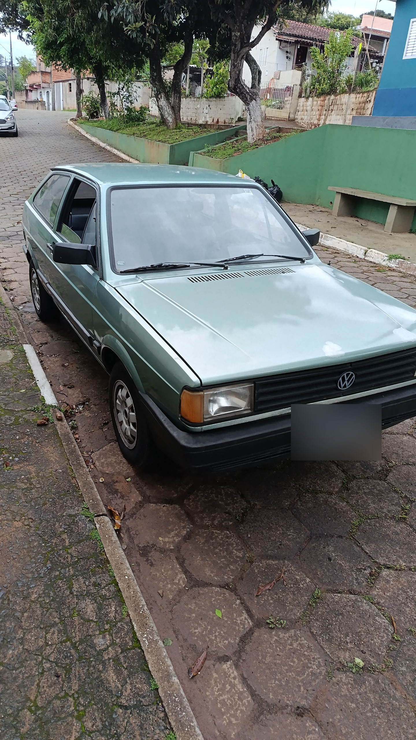 VW - VolksWagen Gol CLi / CL 1.8 em Ouro Fino, MG